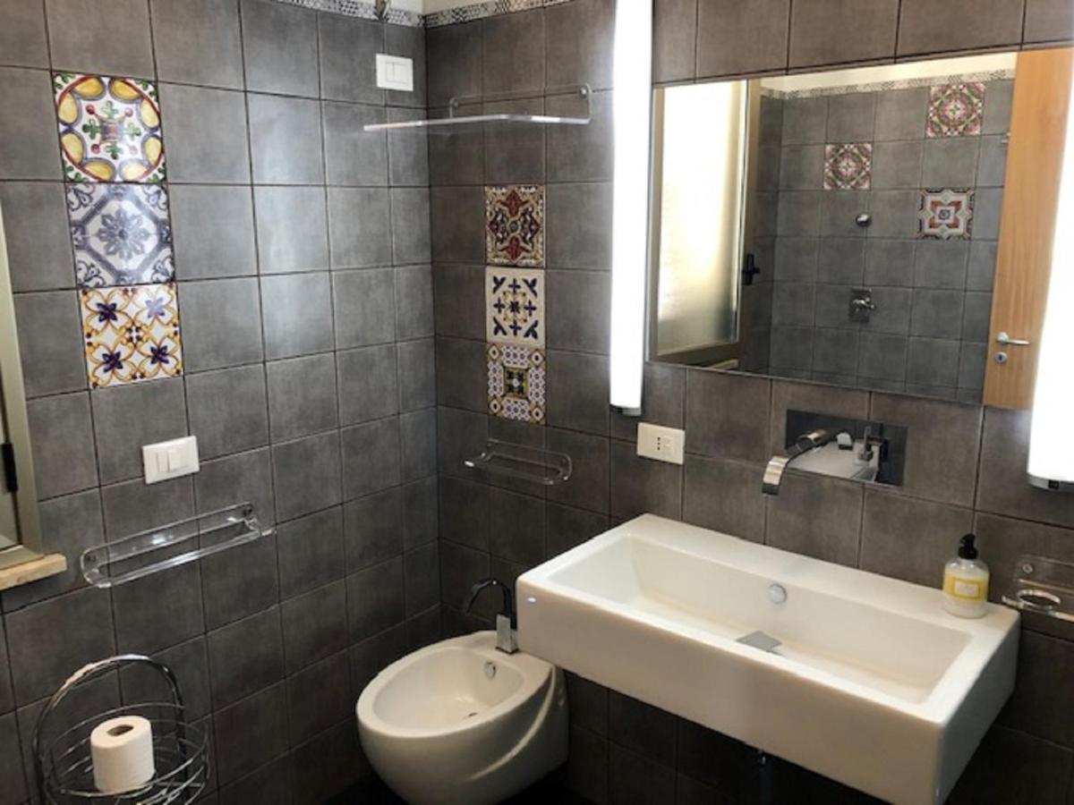 B&B Palazzo Diaz 마르살라 외부 사진